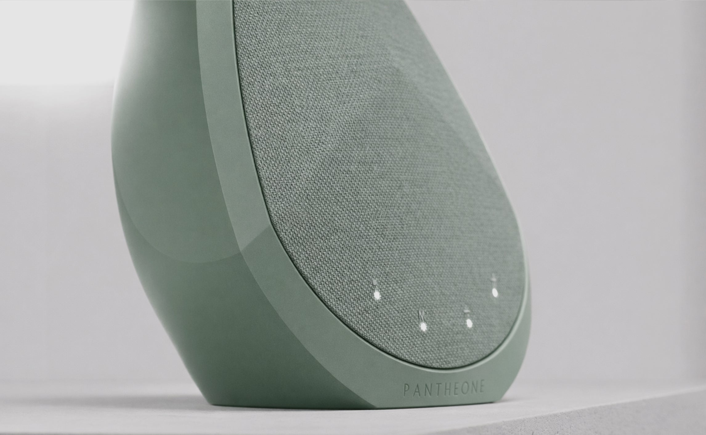 Obsidian Sage Wireless Luxery Speaker